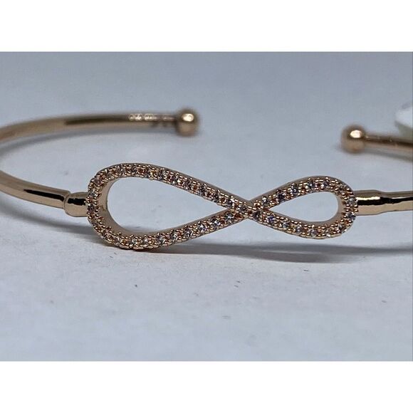 Charter Club Pavé Infinity Cuff Bracelet MSRP $29.50 CP489 - Picture 2 of 5